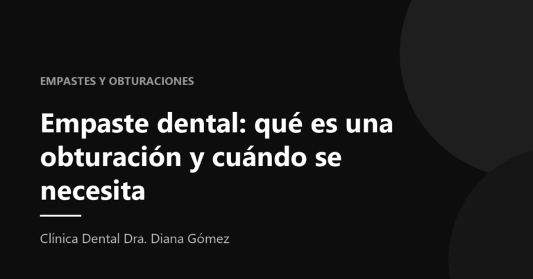Odontóloga colocando un empaste de composite en una muela durante una sesión de odontología conservadora
